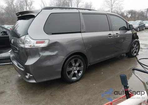 2016 Toyota Sienna Se 8 Passenger из США, поврежденный, VIN 5TDXK3DC7GS691775